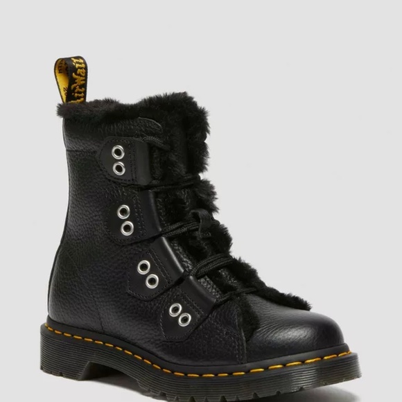 Dr. Martens Women 1460 FAUX FUR LINED LEATHER LACE UP BOOTS Black sz 8 - Picture 4 of 13